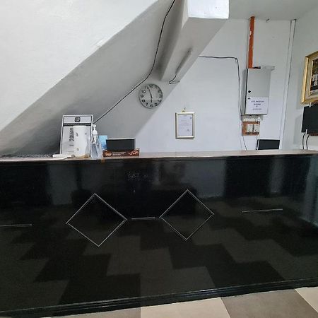 Oyo 90936 Hotel Manjoi Inn イポー エクステリア 写真