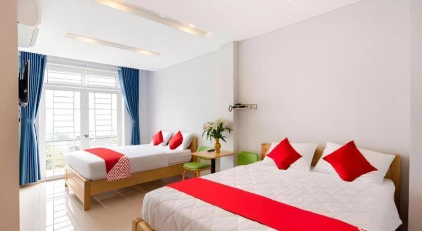 Oyo 90936 Hotel Manjoi Inn イポー エクステリア 写真